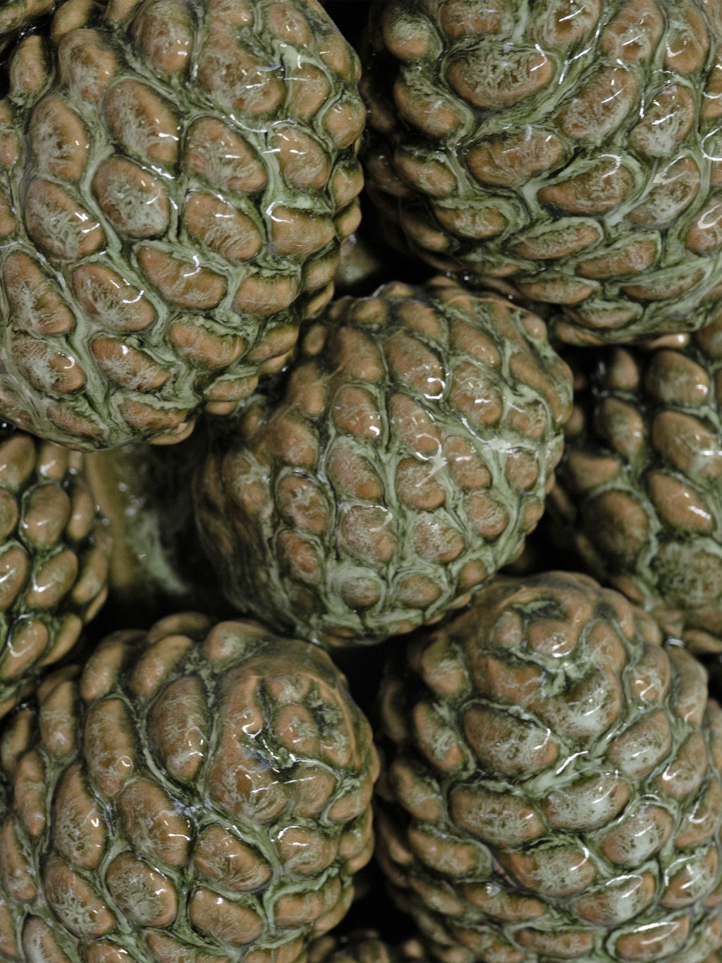 Vase SERENO pinecones Ø30x41cm green