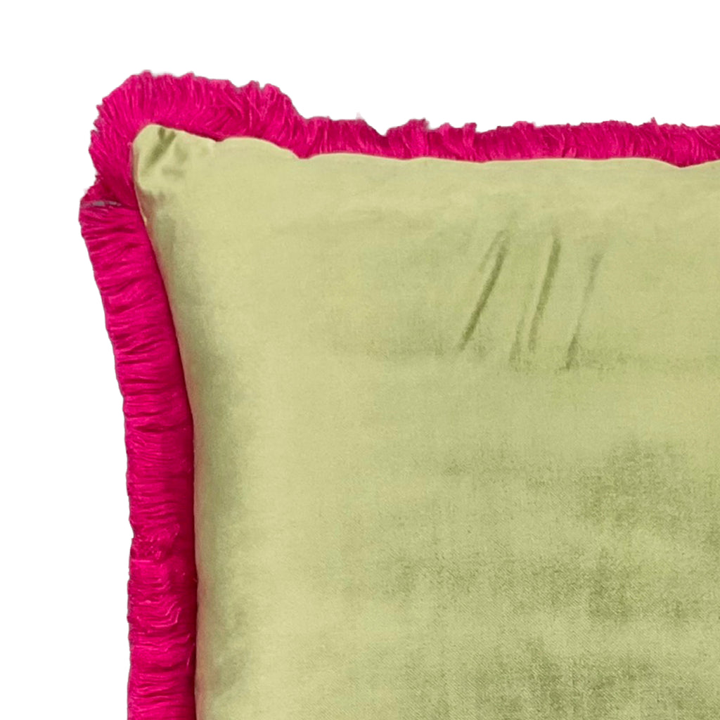 Cushion w/fringe mint/fuchsia velvet VI/CO 45x45