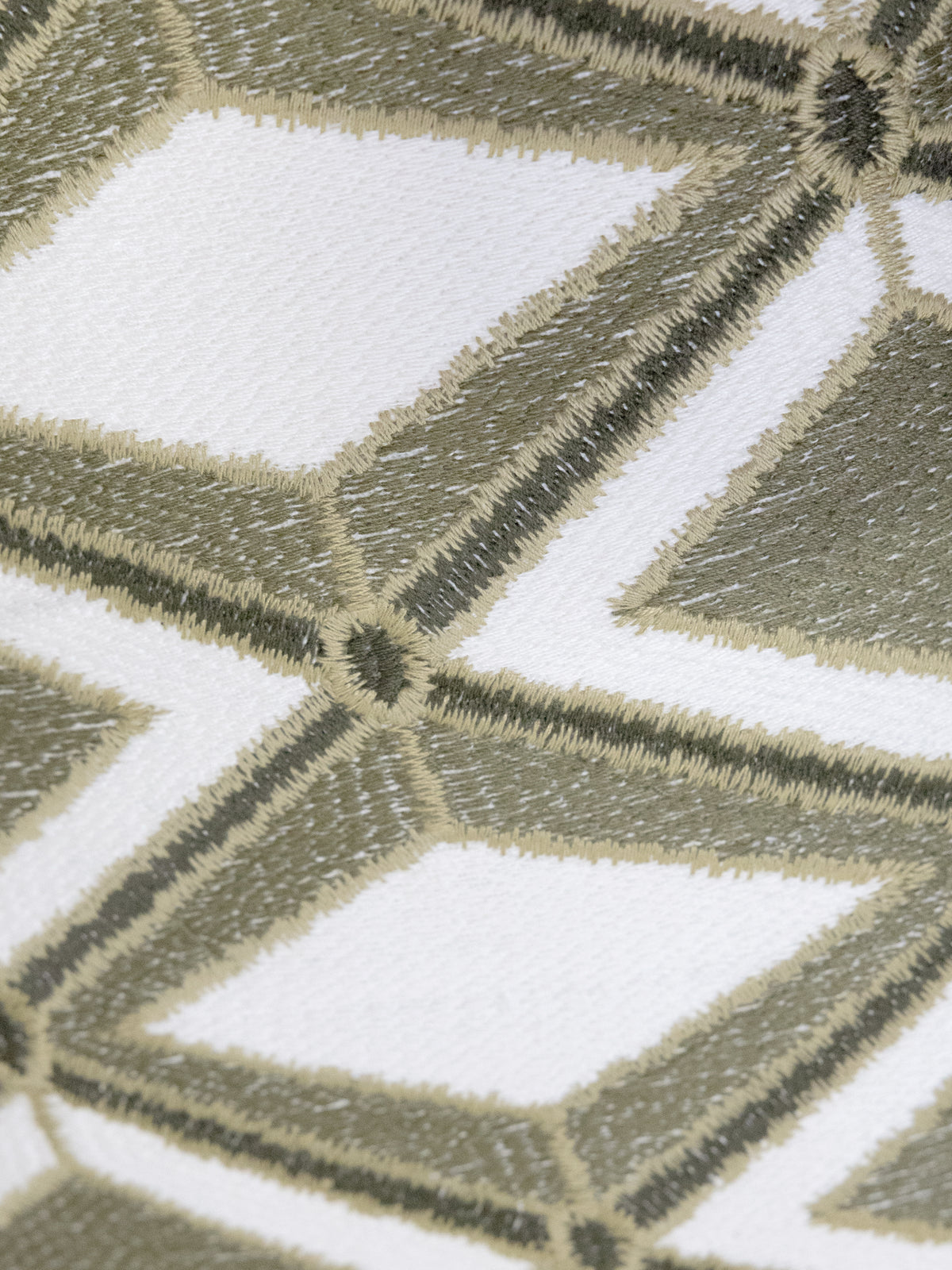 Cushion VALOE 50x30cm green