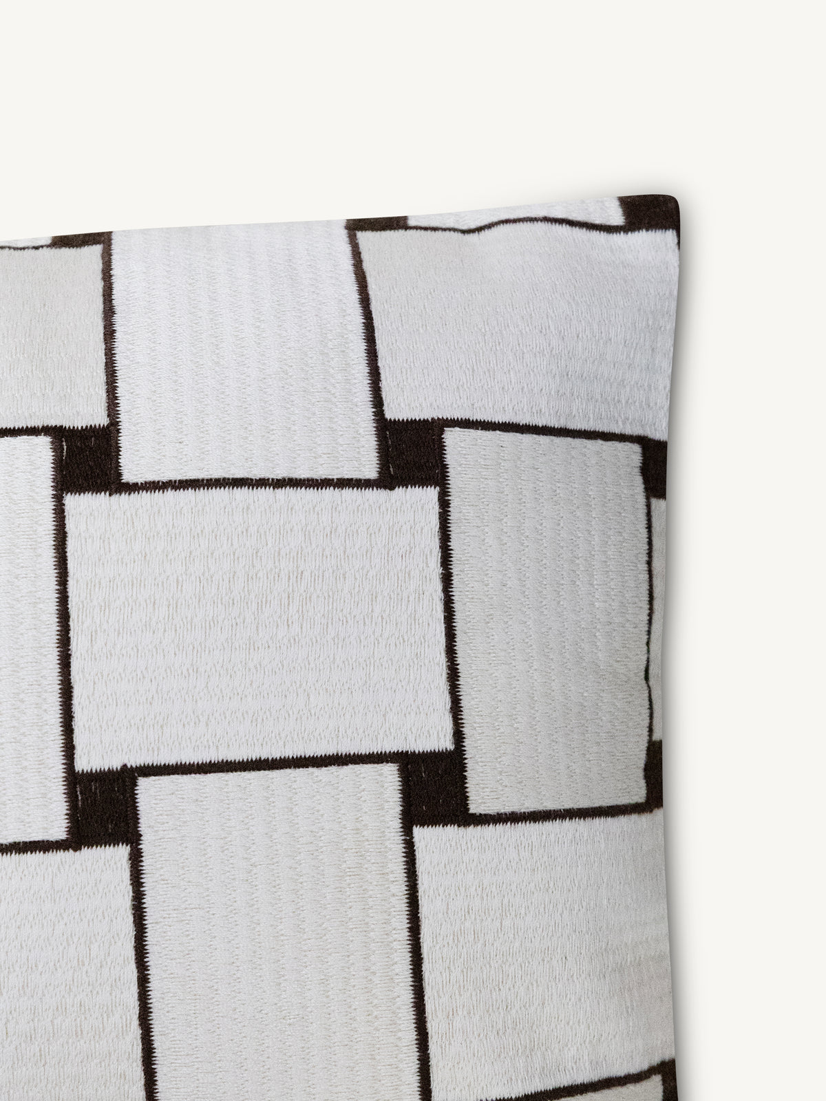 Cushion ELROND 50x30cm brown