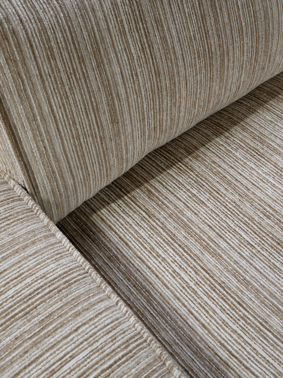 Sofa SERAFINA 4-seat 300x105x83cm latte flow