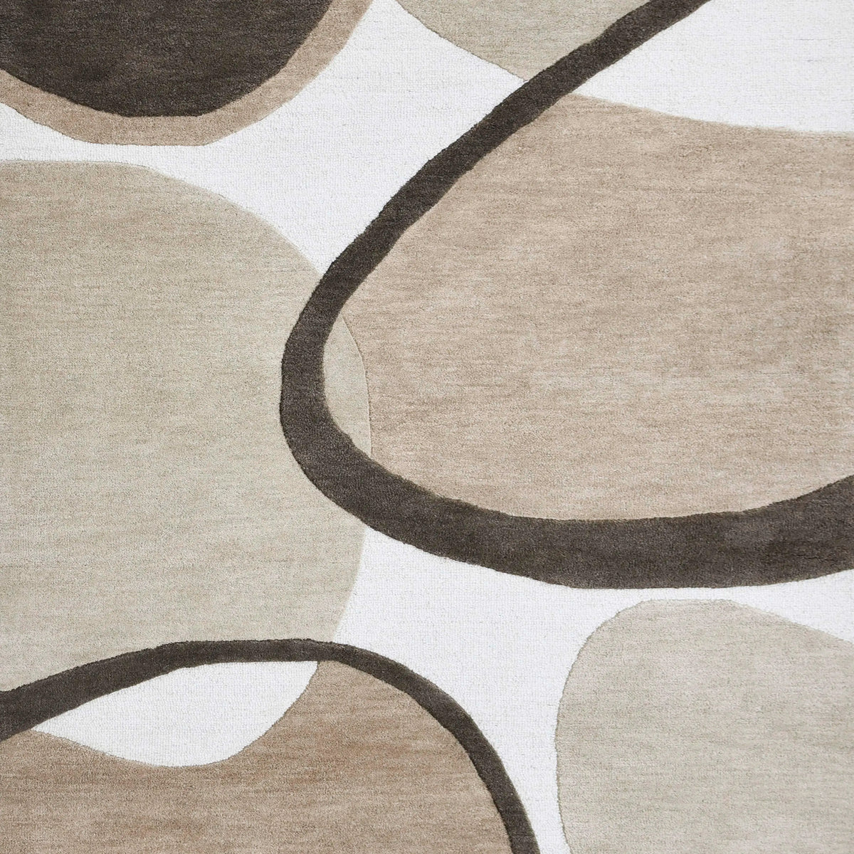Rug hand tufted natural wool 160x230