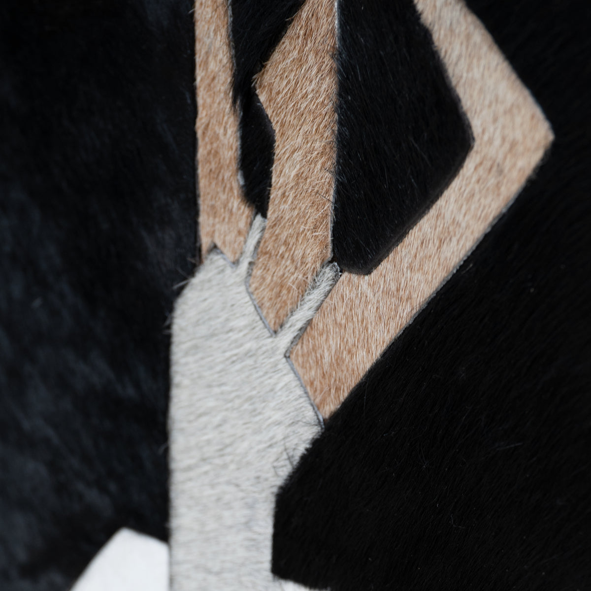 Wall art AMANI 100% leather 40x60cm black white